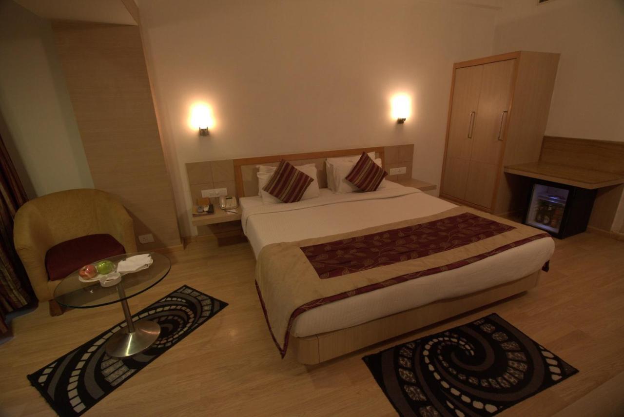 Ira By Orchid Bhubaneswar Hotel Kültér fotó