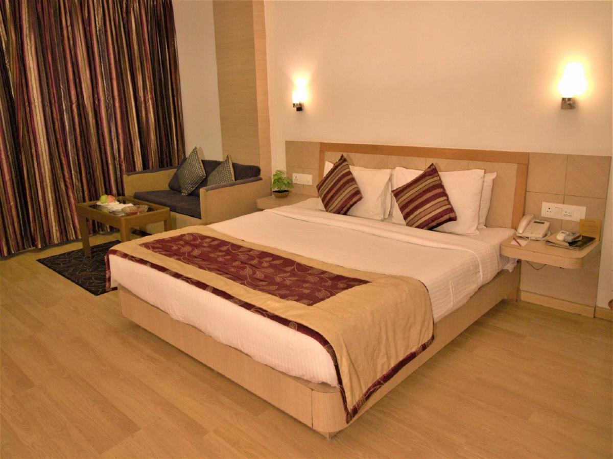Ira By Orchid Bhubaneswar Hotel Kültér fotó