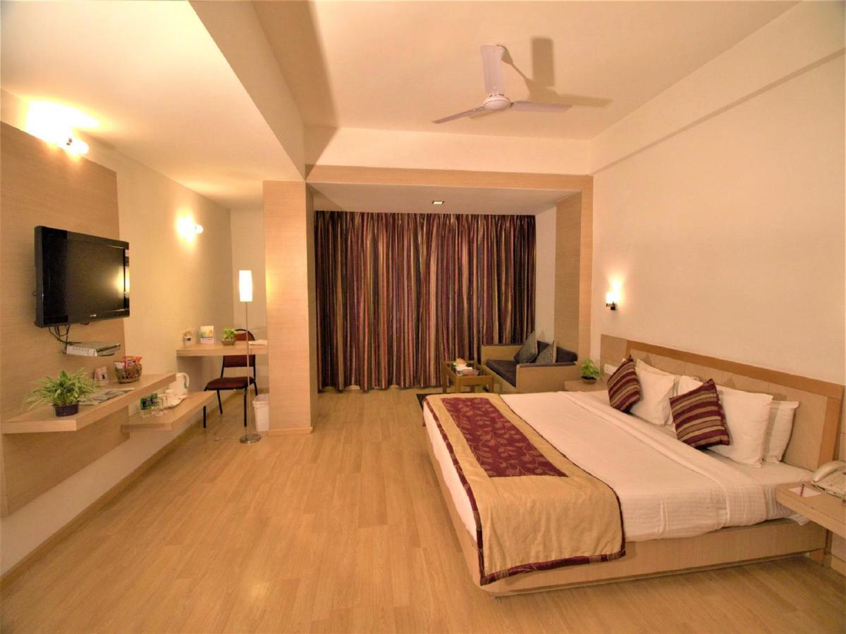 Ira By Orchid Bhubaneswar Hotel Kültér fotó