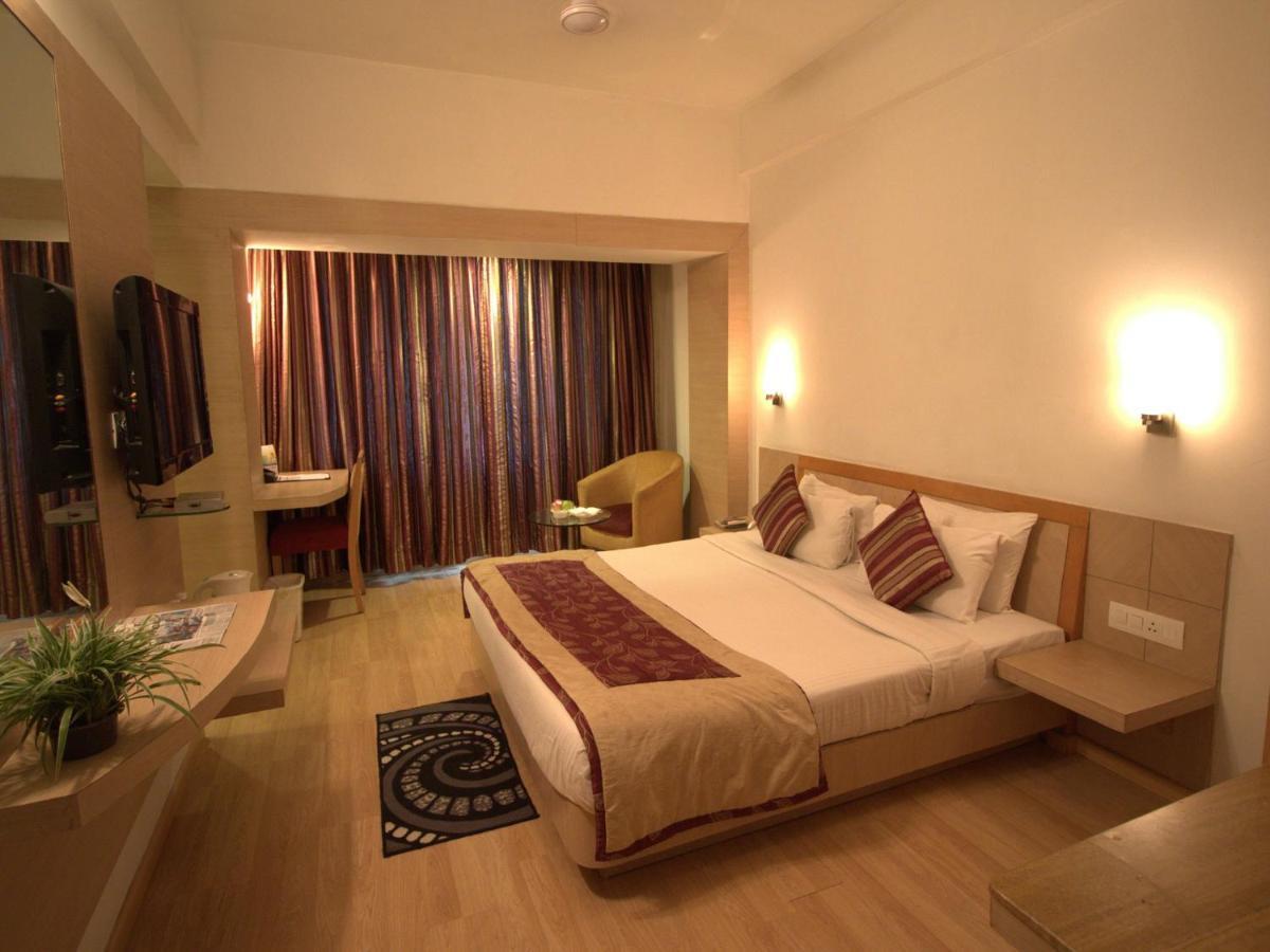 Ira By Orchid Bhubaneswar Hotel Kültér fotó