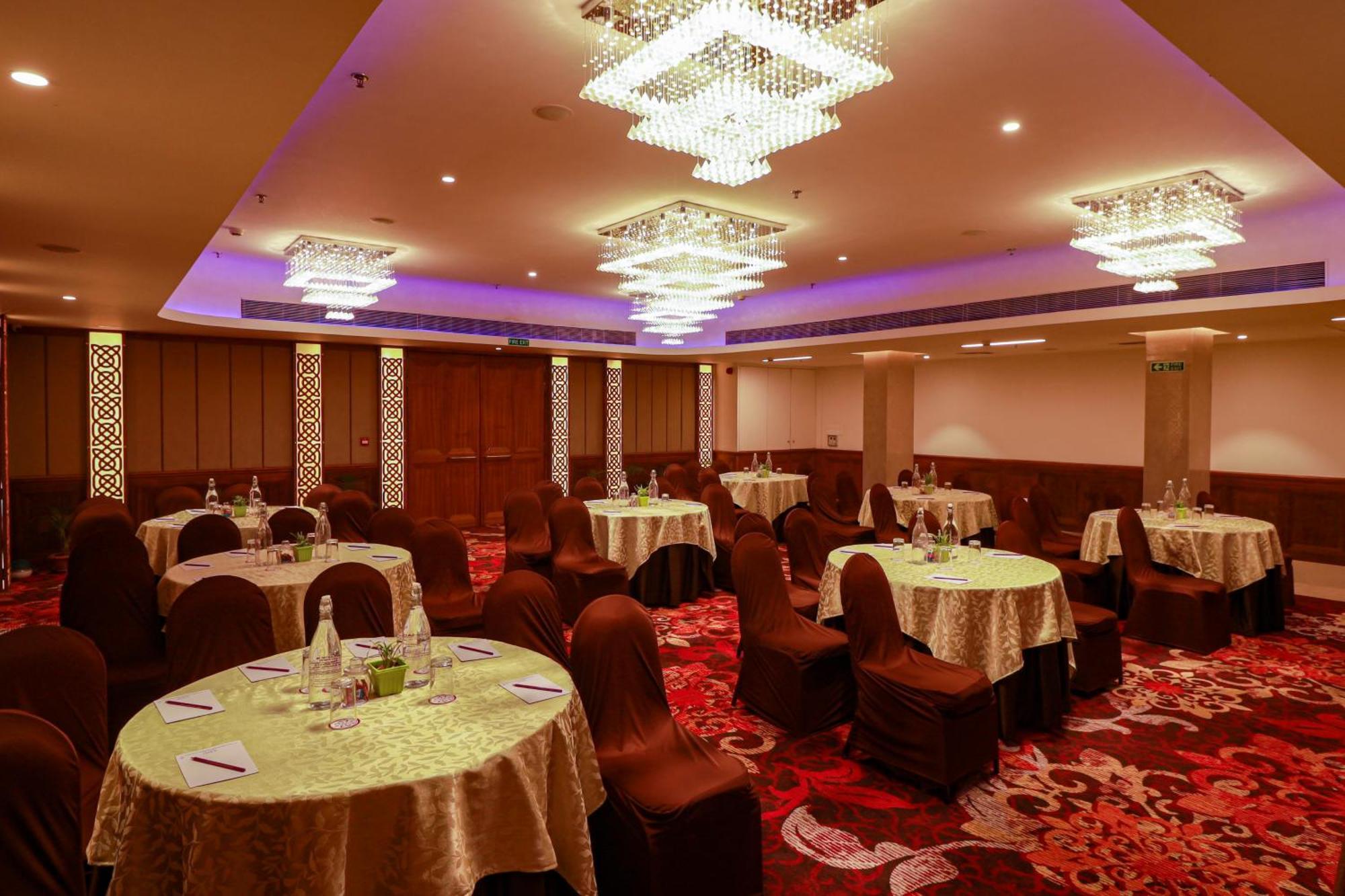Ira By Orchid Bhubaneswar Hotel Kültér fotó